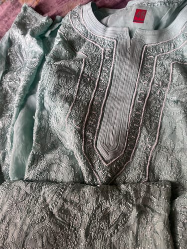 Customer photo review of Fareeha  Women's Lakhnavi Handcrafted Viscose Georgette Chikankari Kurti - HONC0318834