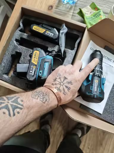 Customer photo review of Akku-Schlagbohrschrauber 18V Bürstenlos – 65Nm & 13mm Futter