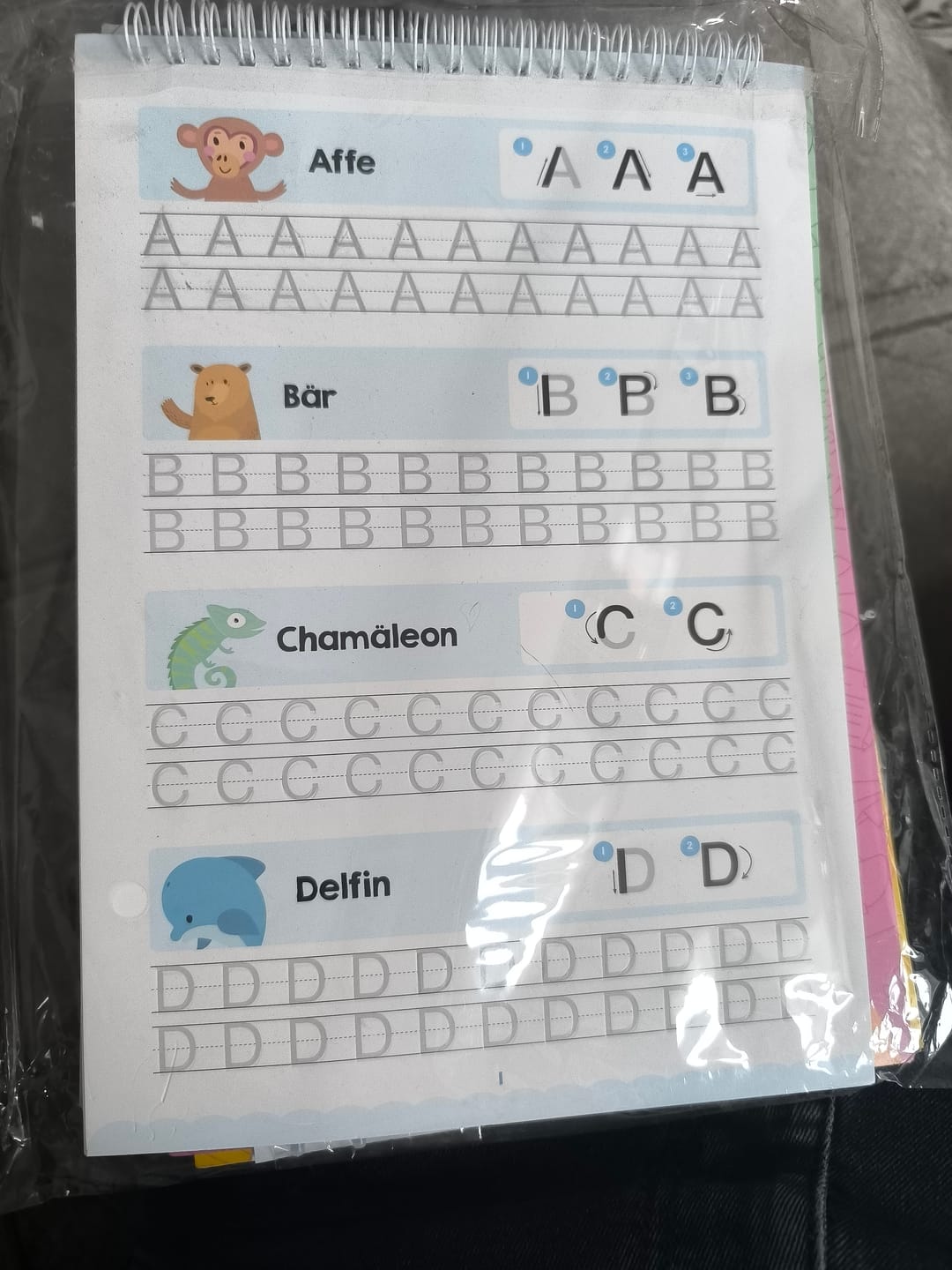 Customer photo review of Edubini Magische Übungshefte® (Geschenk-Starterset)