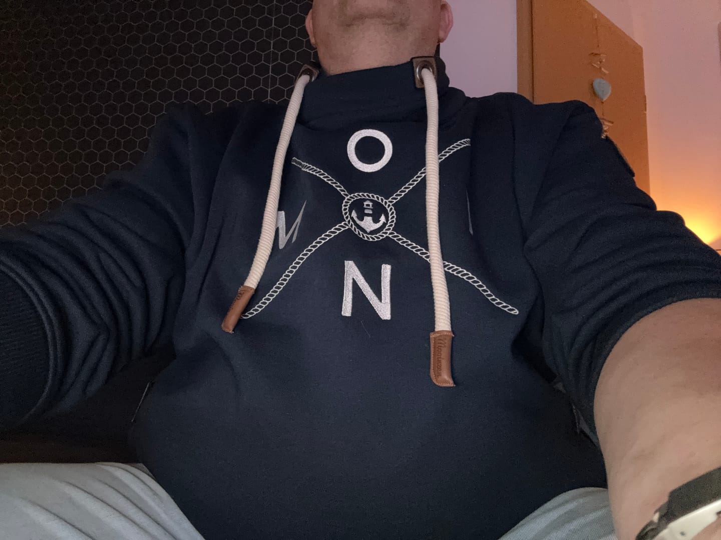 Customer photo review of Mooinzen Logo · Unisex Bio Schalkragen Sweatshirt (ohne Kapuze)