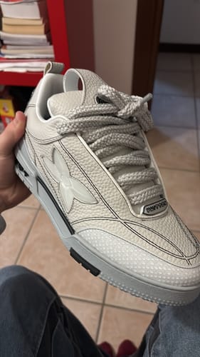 Recensione con foto di un cliente su Sneakers LV Skate Grigia
