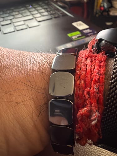 Customer photo review of Pulsera Hora Hematita