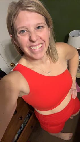 Customer photo review of BOLD One-Shoulder Longline Bra