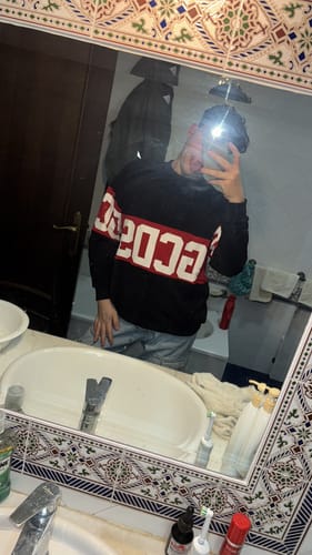 Recensione con foto di un cliente su Felpa girocollo con logo a fascia GCDS