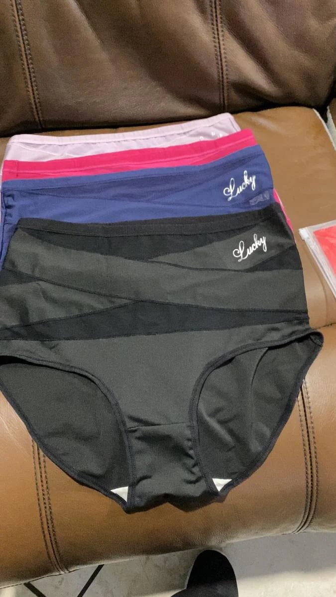 Customer photo review of High-Waist Tummy Control Seamless Shaping Panties