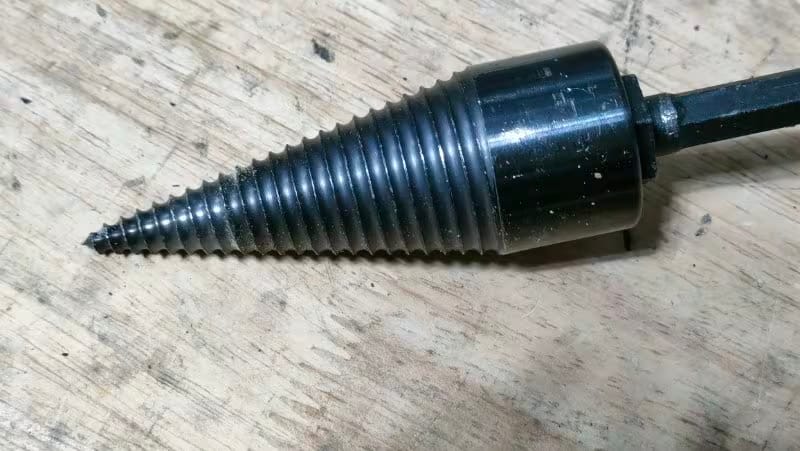 Customer photo review of Brennholz-Spaltbohrer 32mm – Kegelspalter für Bohrmaschine