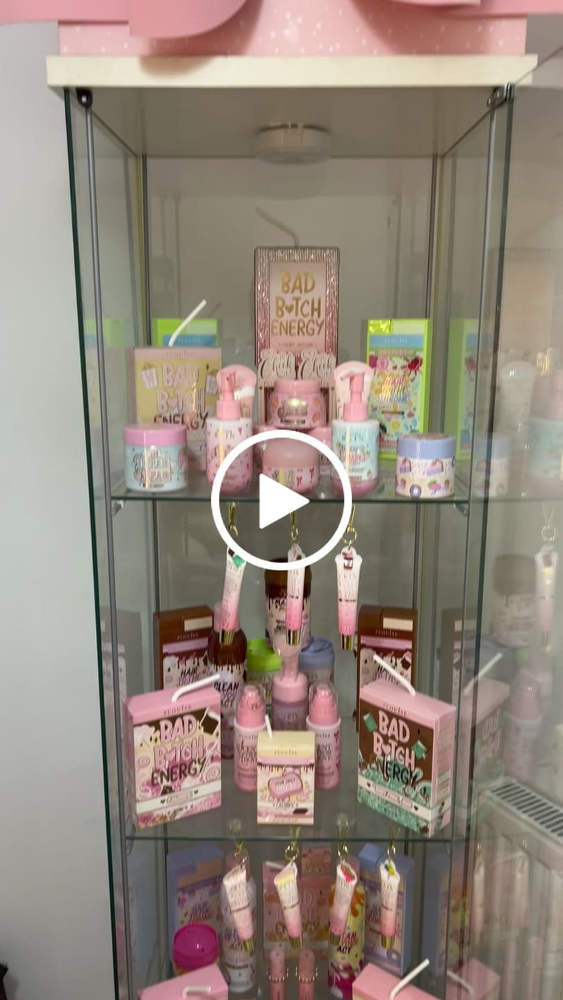 Customer video review of Glitter Bad Bitch Energy Lip Duo - Coconut Cake