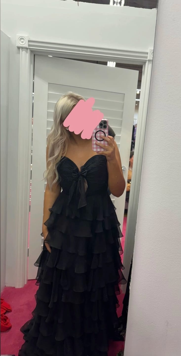 Customer photo review of V-neck Green Pleated Tiered Long Dress with Bow