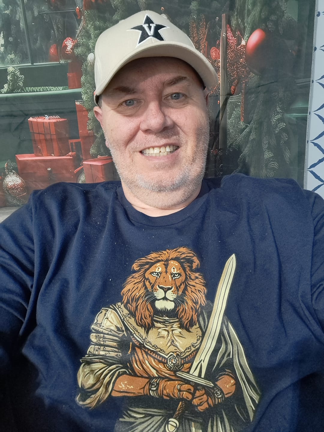 Customer photo review of Bear Coffee Cloud Softstyle Tee