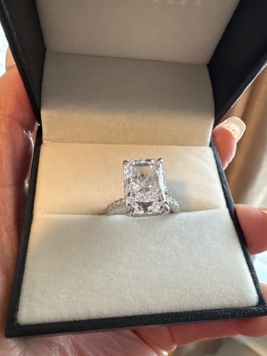 Customer photo review of 7.0Ct Simulated Diamond Radiant Cut Engagement Ring Promise Rings In Sterling Silver