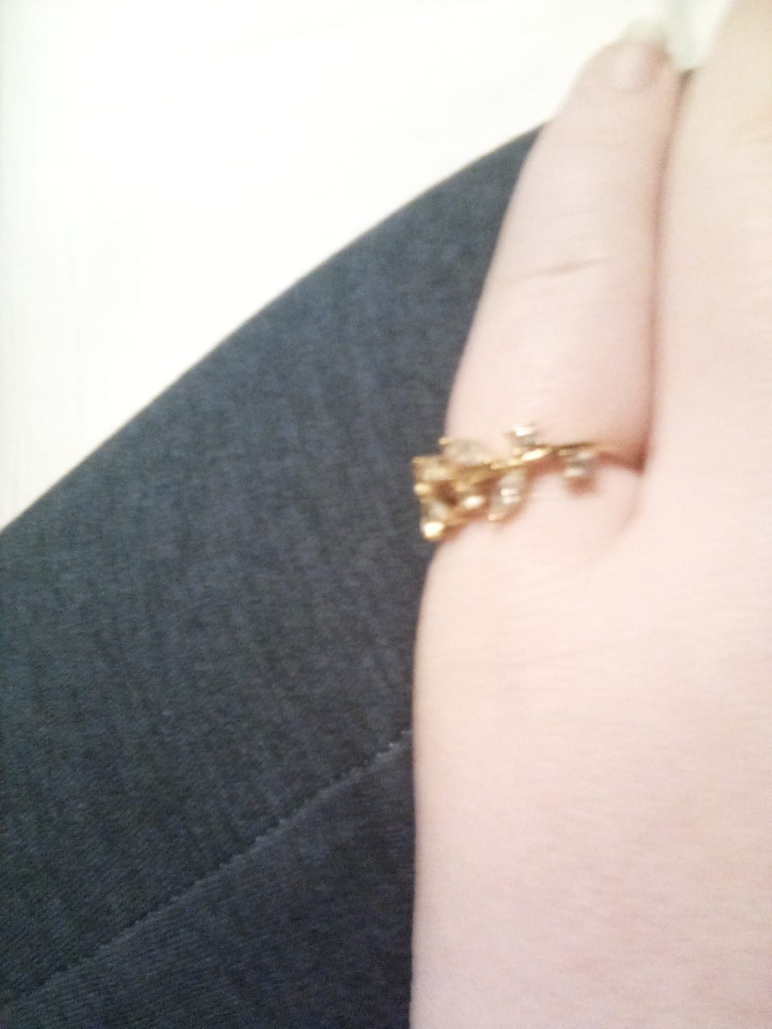 Customer photo review of 18K Gold Crystal Vine Ring