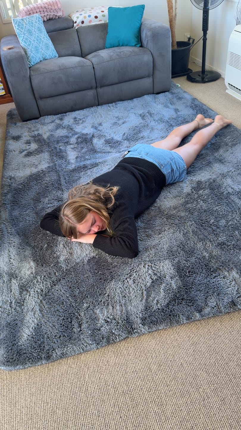 Customer photo review of Deluxe Shaggy Relax Mat - 35mm Memory Foam