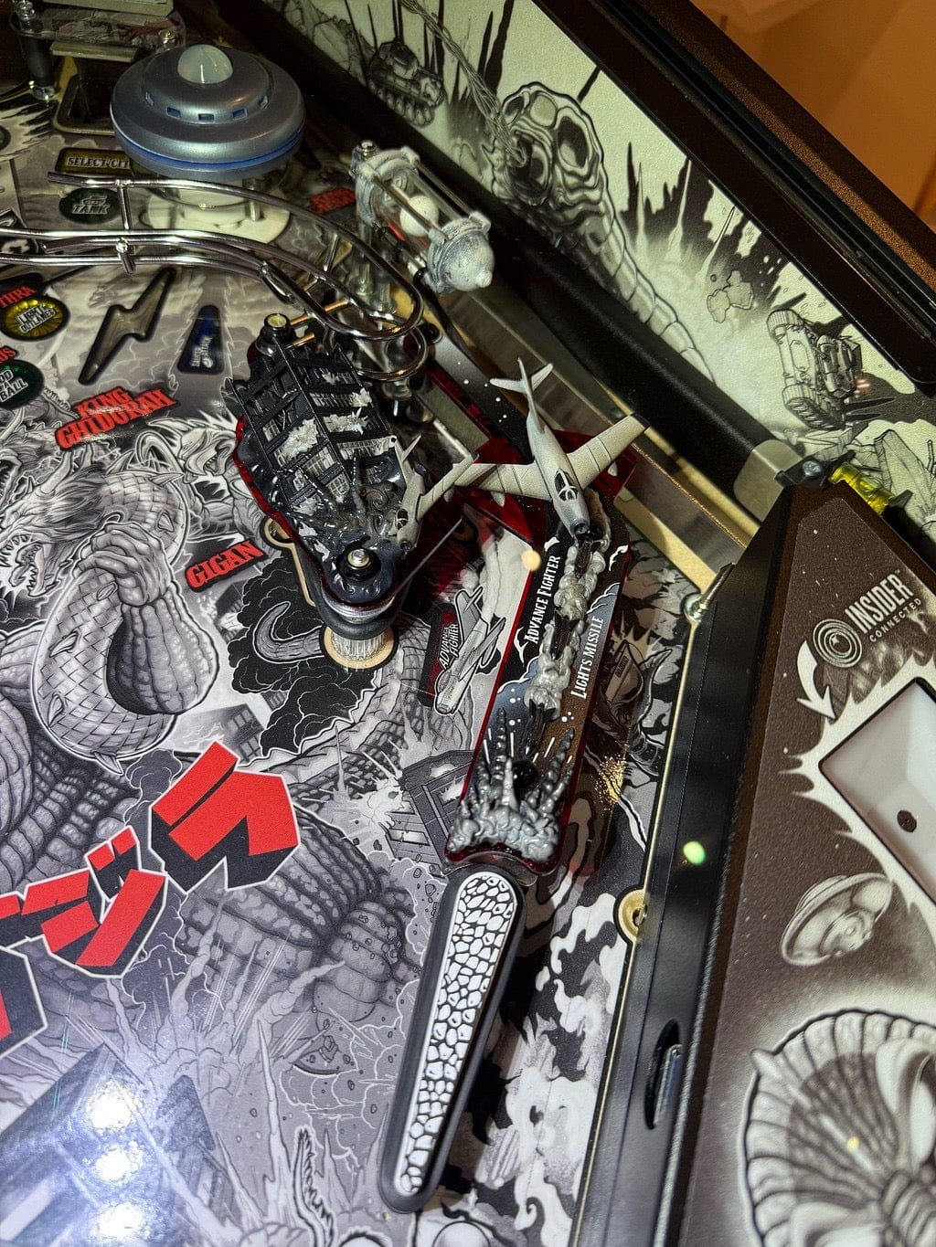Customer photo review of GODZILLA 70TH Anniversary - SLINGSHOT and RETURN LANE GUIDE 3D COLLECTION - PRO/PREM/LE