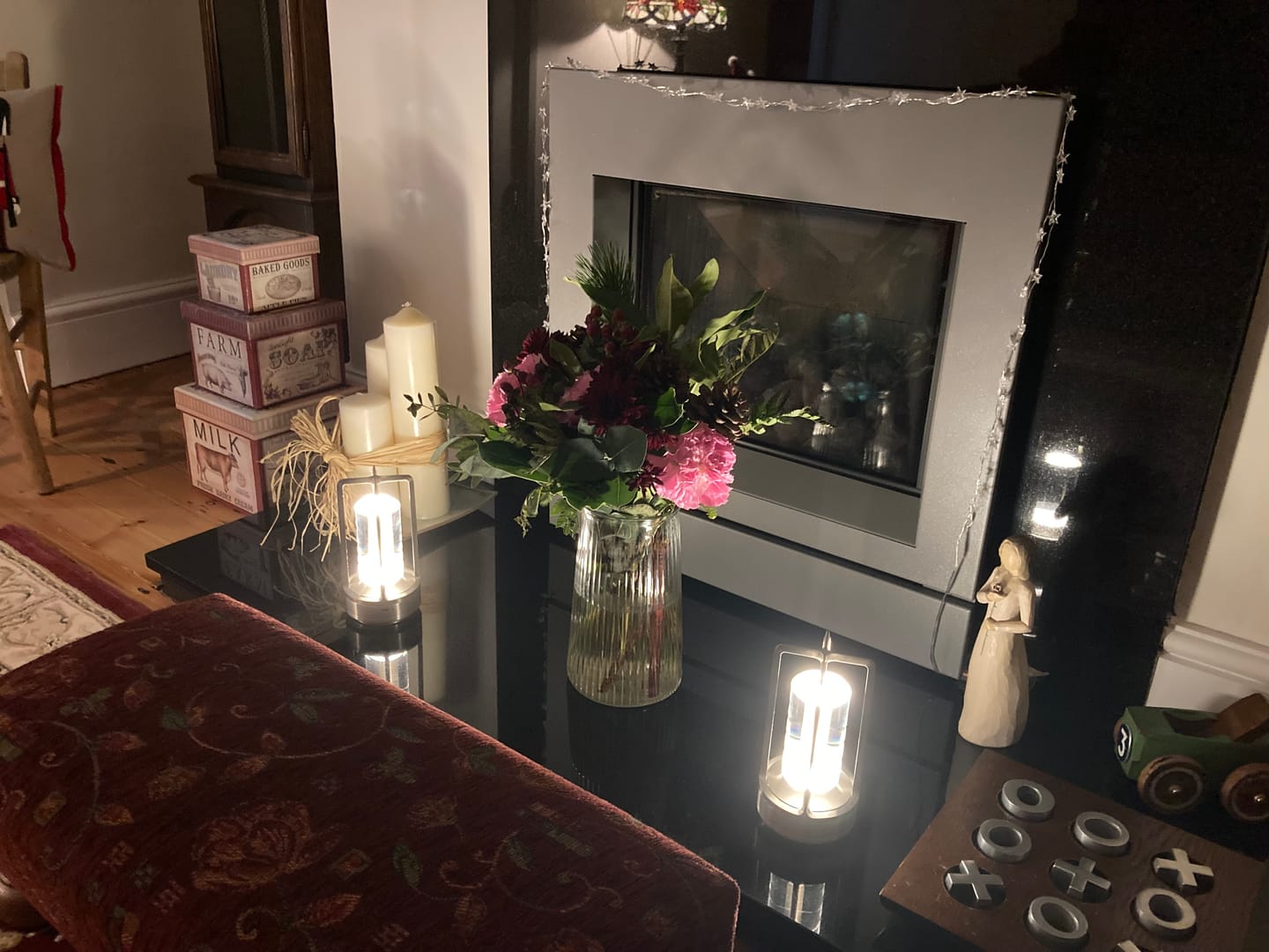 Customer photo review of Modern Cordless Metal Nordic Desk & Table Lamp - Cordless, Rechargeable, LED with Touch Control & Dimming Feature, Suitable for Bedroom, Home, Outdoor - Ideal Night Light for Restaurant and Home Usage