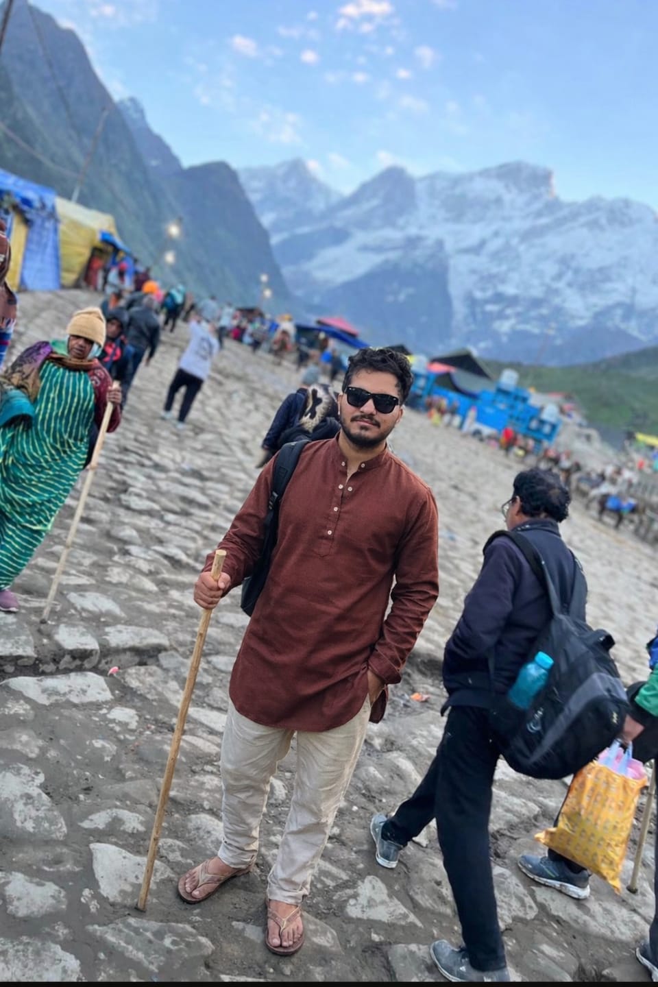 Customer photo review of Men Rose Taupe Airy Linen Short Kurta