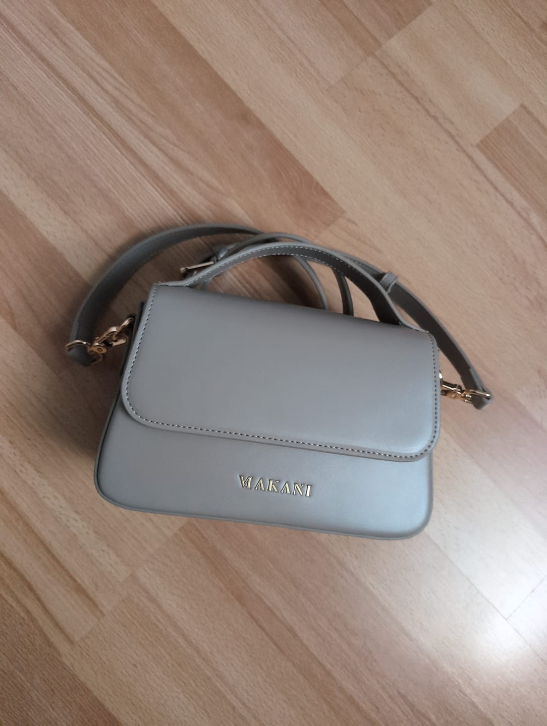 Customer photo review of NALUA - TAUPE