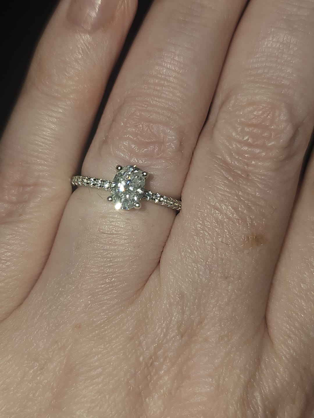 Customer photo review of White Gold 1ct Oval Moissanite Slimline Dazzle Ring