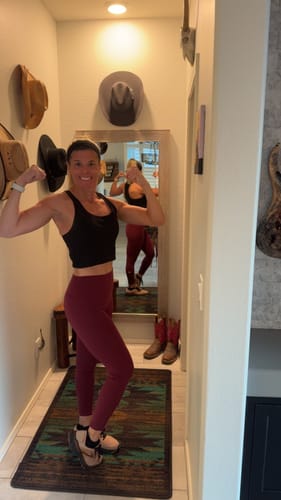 Customer photo review of Vivid Full Length Legging