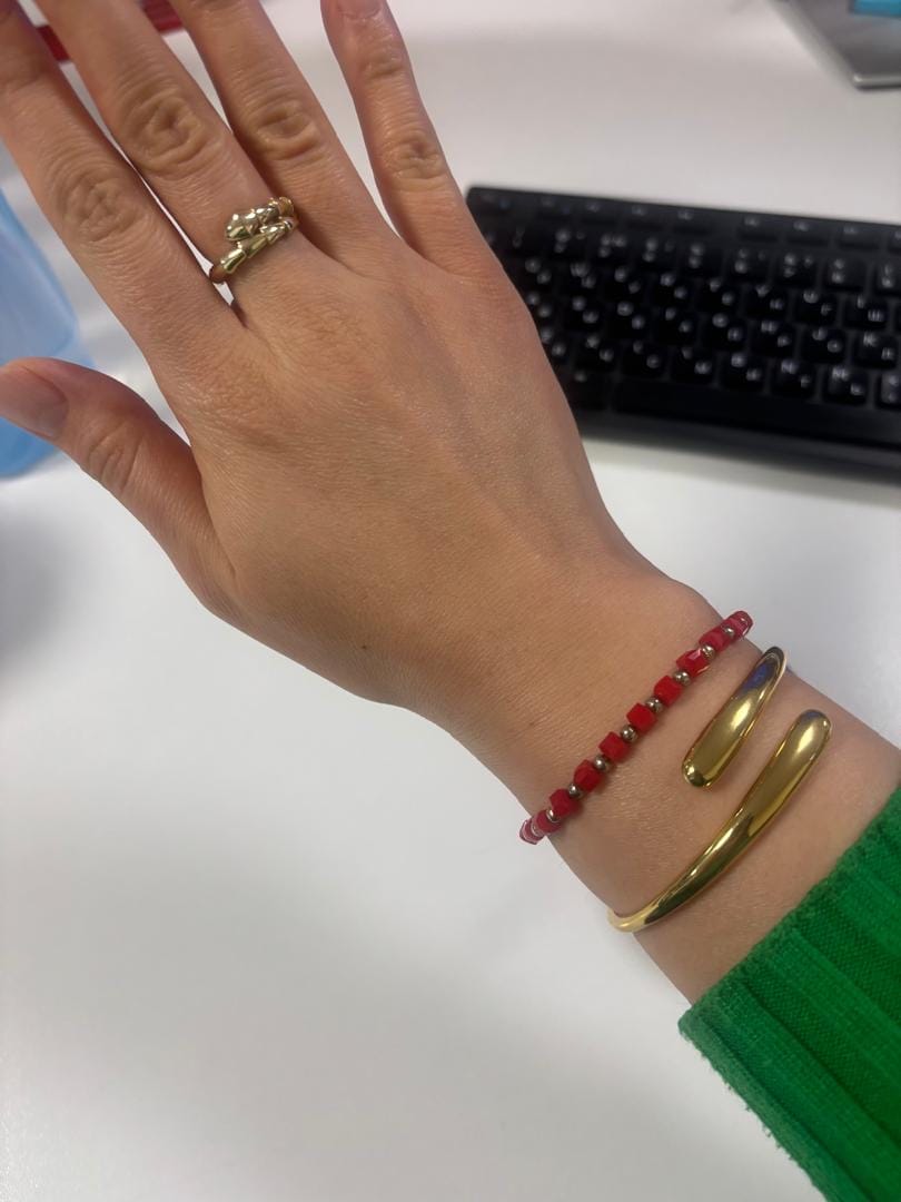 Customer photo review of Maggy Bracelet