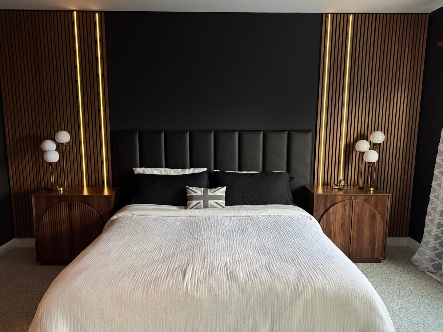 Customer photo review of Luxe LED™ Slat Wall Light Kit