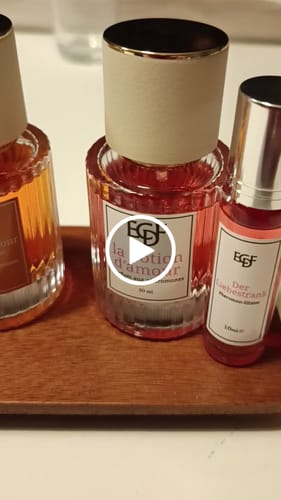 Customer video review of Parfum aux phéromones