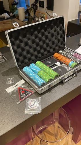 Customer photo review of Poker Set Royal Cardroom Tournament 300