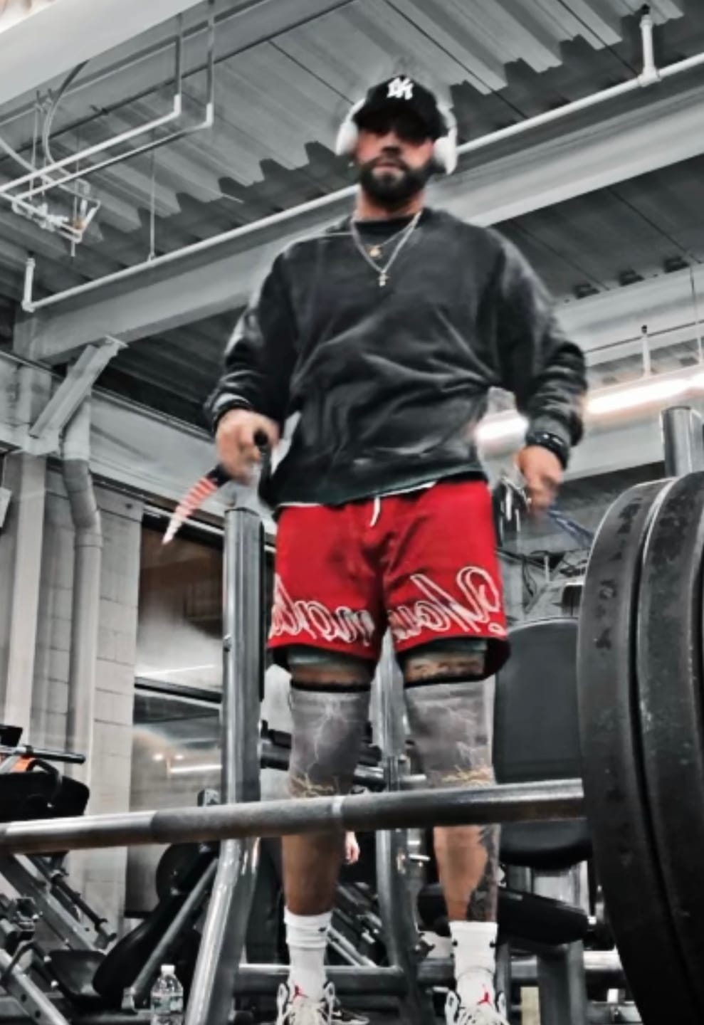 Customer photo review of 5095 - Elevated Essentials - Crewneck