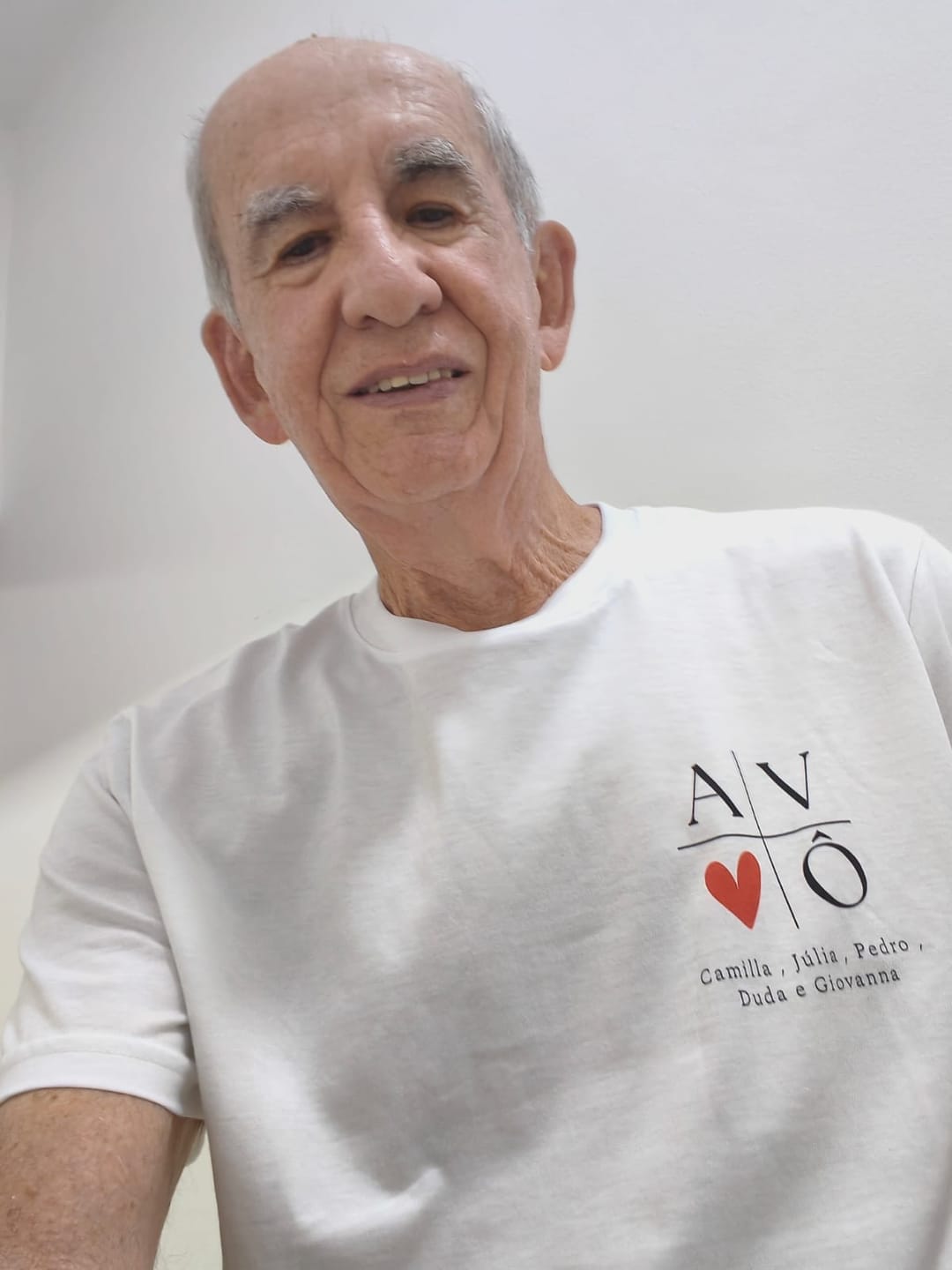 Customer photo review of Camiseta Personalizada AVÔ MINIMALISTA - Algodão Peruano