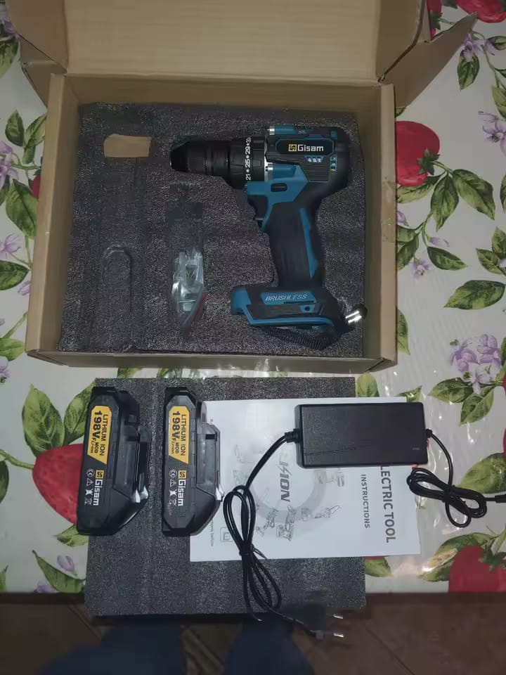 Customer photo review of Akku-Schlagbohrschrauber 18V Bürstenlos – 65Nm & 13mm Futter