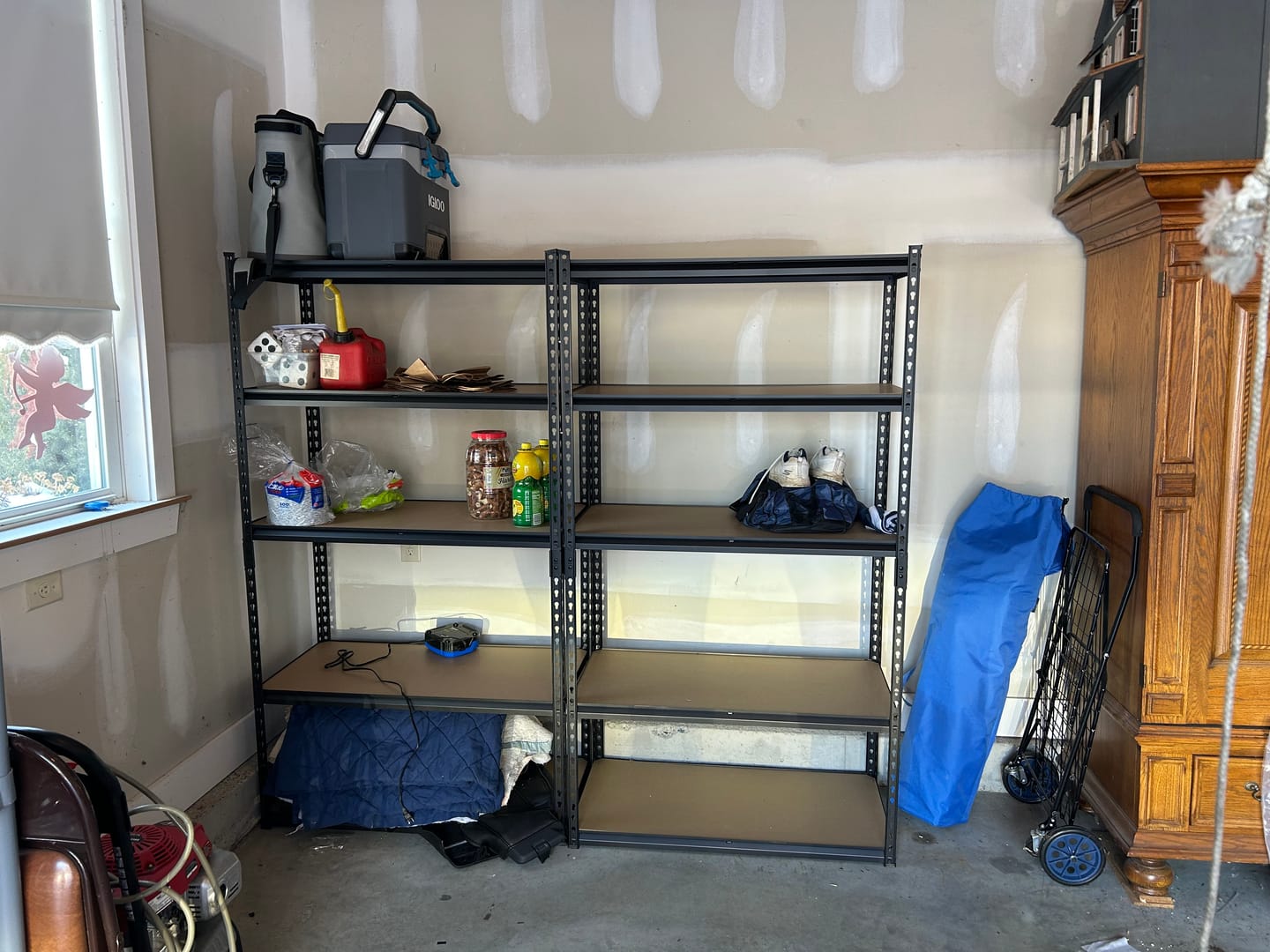 Customer photo review of Reibii 5-Tier 40" W Metal Shelving for Garage, 2500lbs Heavy Duty Storage Shelves, Adjustable Shelf for Closet, Warehouse, Commercial