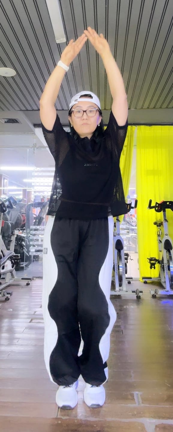 Customer photo review of Zumba Basic Oversized Mesh Polo