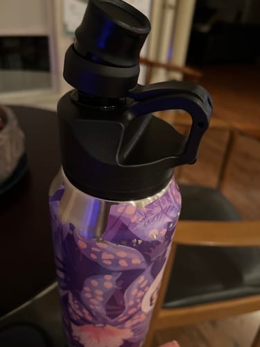 Customer photo review of Replacement Lid for Jumbo Outdoor Bottle