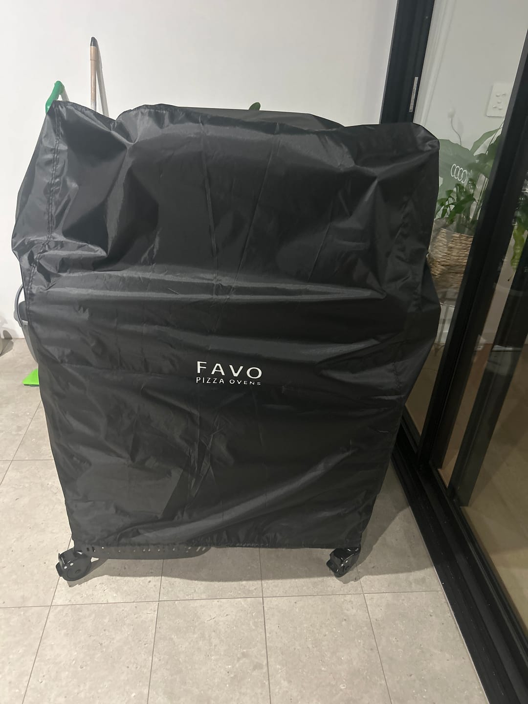Customer photo review of FAVO 17 Weatherproof Cover Oven and Table
