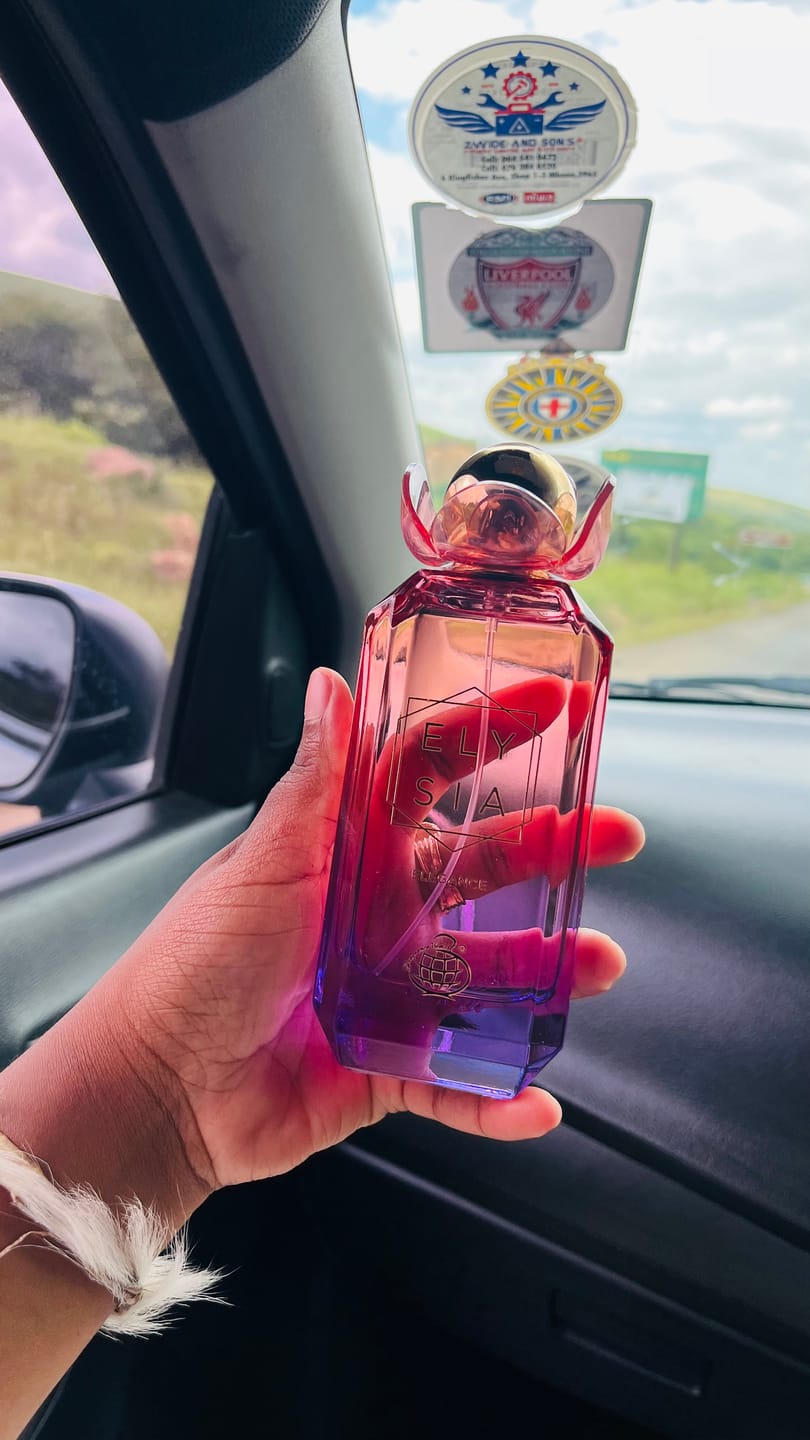 Customer photo review of ELYSIA ELEGANCE EDP 100ML