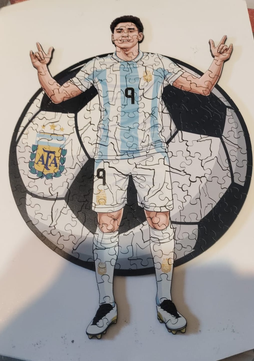 Customer photo review of Julian Alvarez - Puzzle de Madera