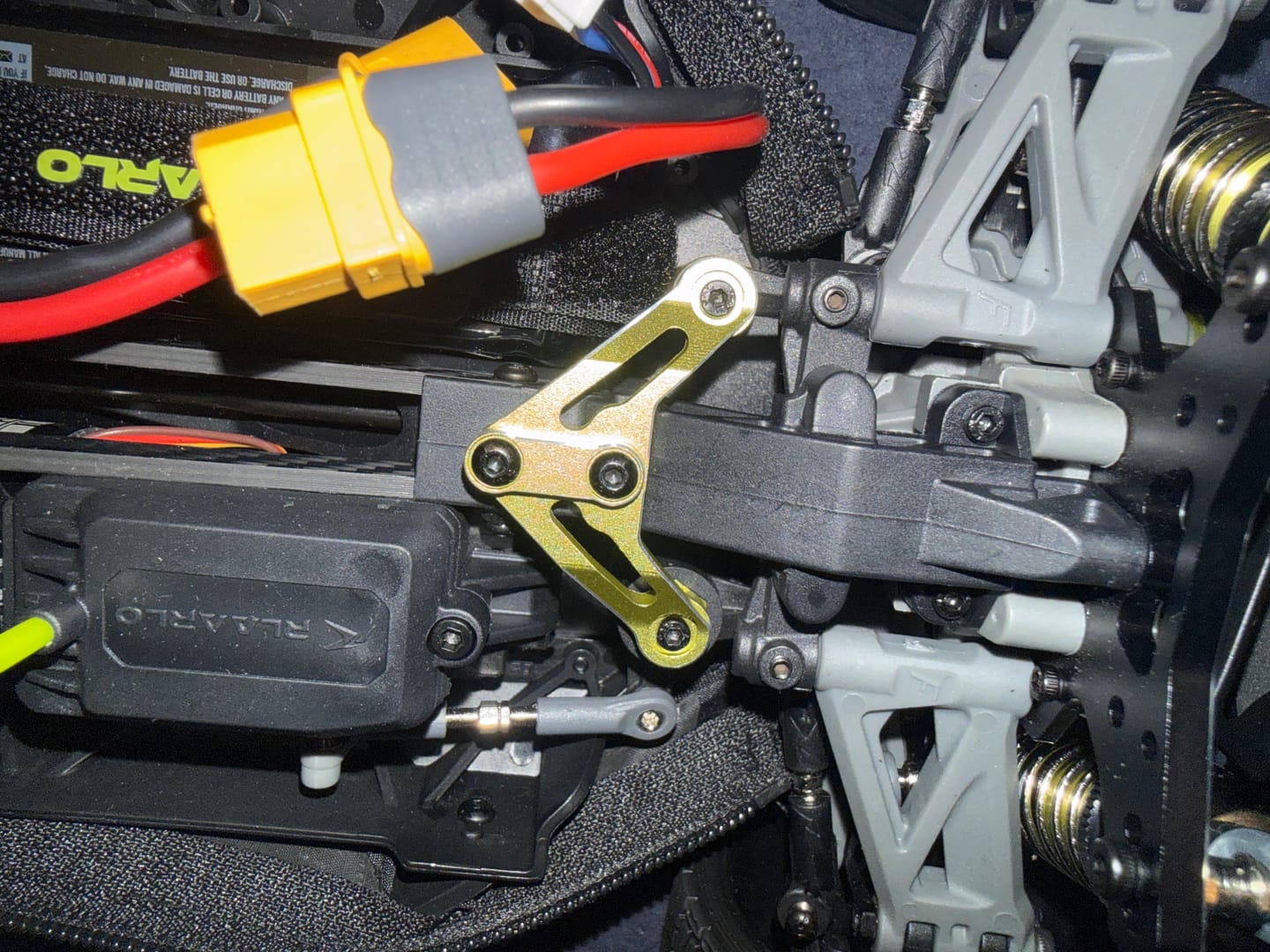 Customer photo review of Aluminum Upper Steering Saver Fixed Part For RZ001 and 1/10 Rally Car