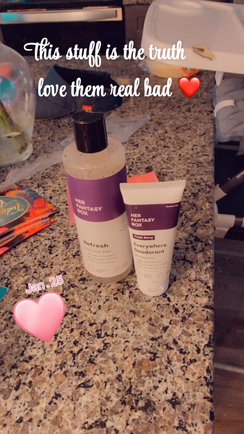 Customer photo review of Her Fantasy Box Soft & Clean Body Hygiene Kit