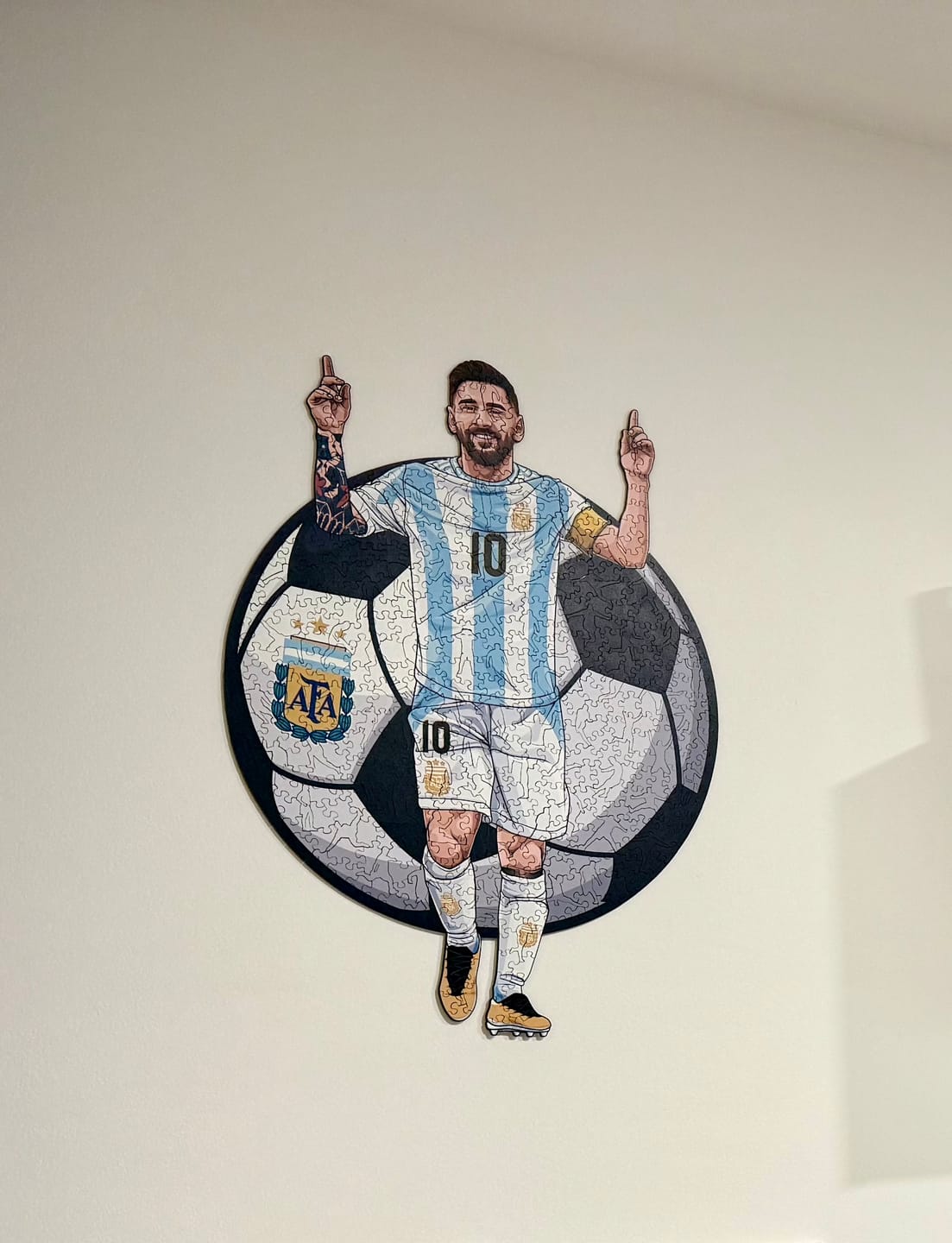 Customer photo review of Lionel Messi - Wooden Puzzle