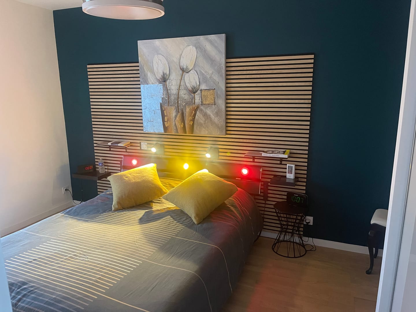 Customer photo review of Panneau acoustique Bois Chêne | Akupanel 260 Feutrine Noir