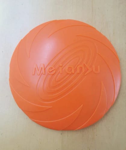 Customer photo review of Endless Outdoor Fun for Active & Happy Dogs
FlyPaws™ Interactive Flying Disc