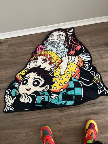 Customer photo review of Main Characters Pyramid Rug