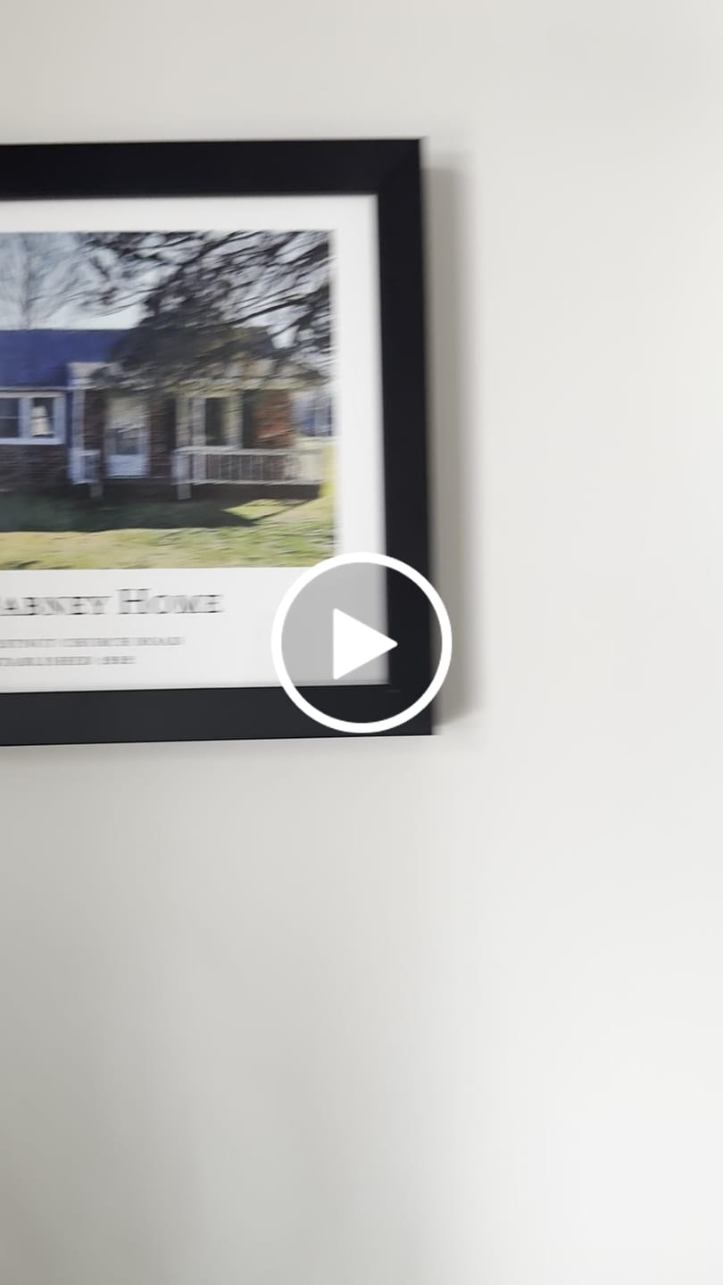 Customer video review of Custom House Portrait