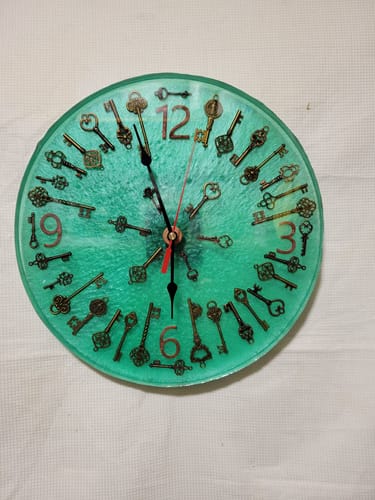 Customer photo review of 12" Round x 2" Deep Silicone Mold For Epoxy Resin
