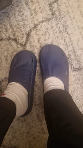 Customer photo review of HappyClogs Strapless