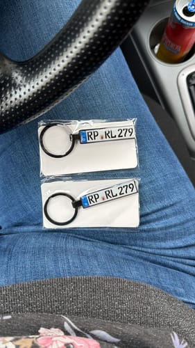 Customer photo review of Kennzeichen Schlüsselanhänger Mini Nummernschild Metall