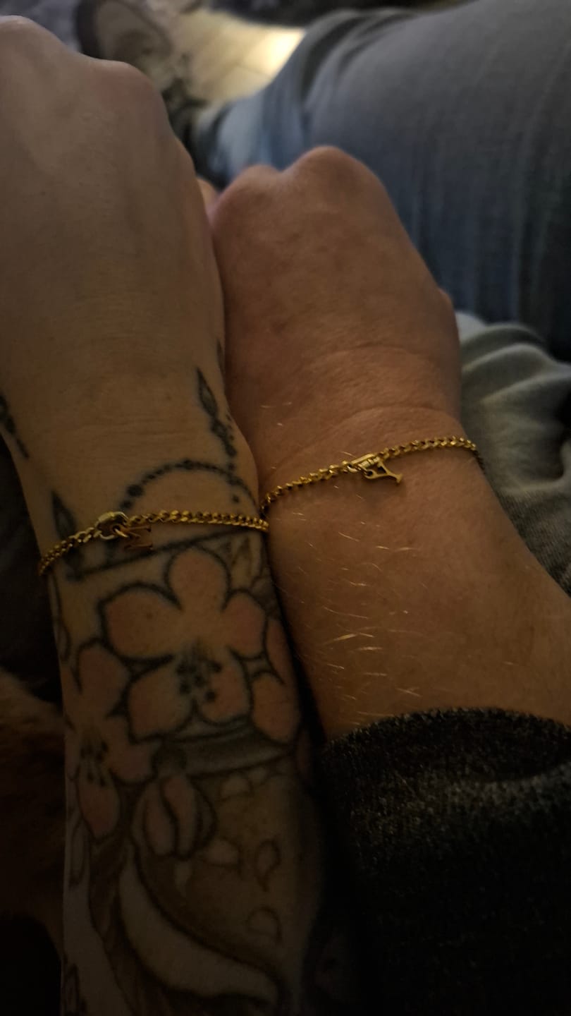 Reseña con foto del cliente del Kit de Pulsera Permanente FabuLove