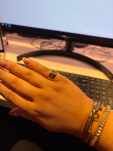 Customer photo review of Isabel Gold Crystal Chubby Star Ring size L