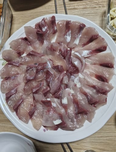 Customer photo review of [산지제철] 이번주 마지막] 프리미엄 대방어 필렛 500g｜Korean Winter Yellowtail Sashimi in SG