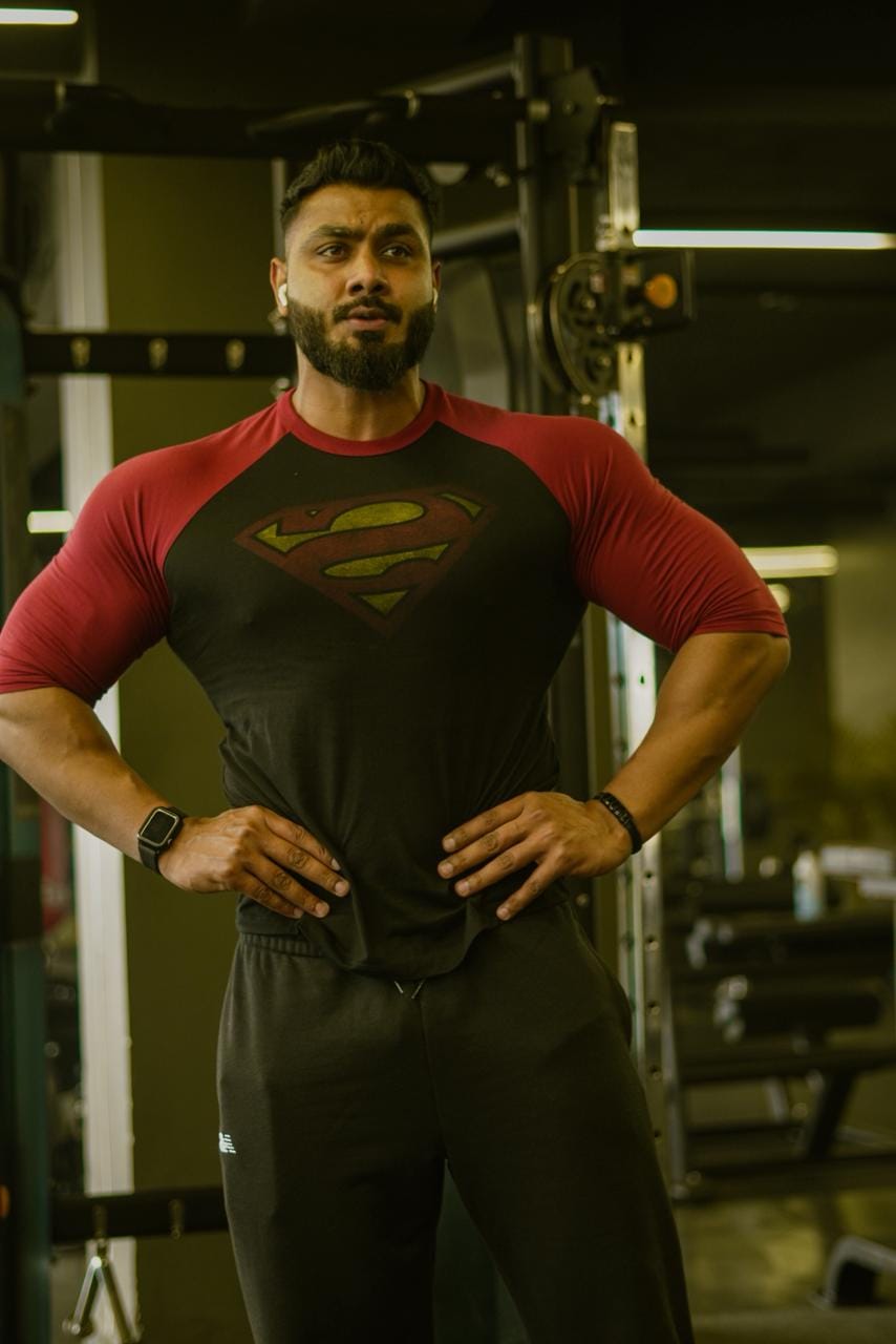 Customer photo review of 8072 - Superman 3/4 Raglan Shirts