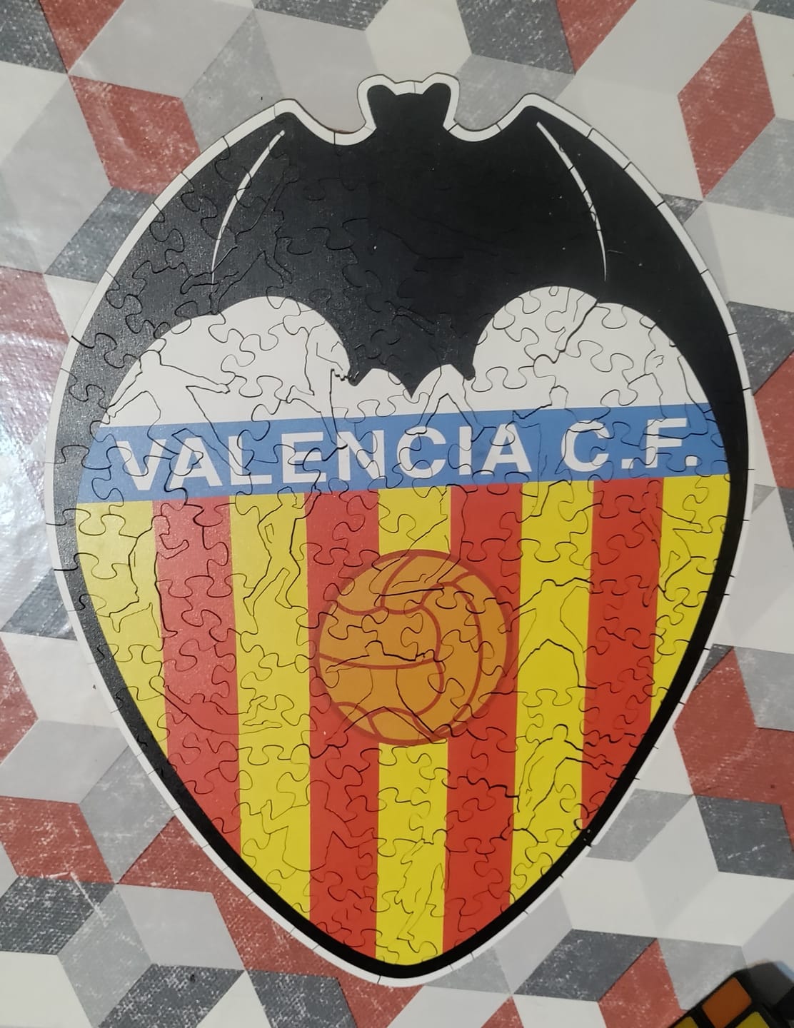 Customer photo review of Valencia CF® Logo - Puzzle de Madera